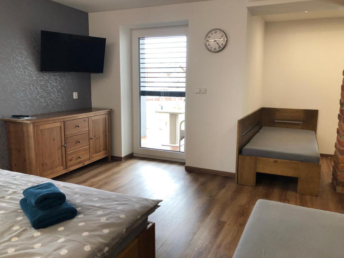 Anico Apartmany Dolni Benesov Extérieur photo