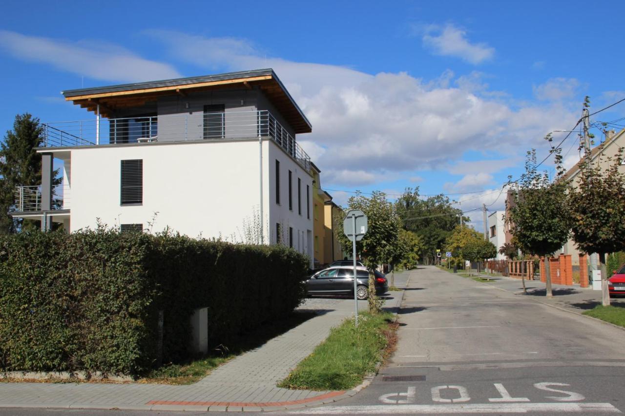 Anico Apartmany Dolni Benesov Extérieur photo